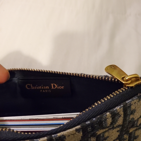 DIORESSENTIALS Coin Wallet - Picture 5 of 5